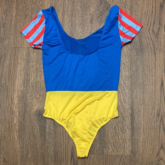 New Disney Snow White Leotard    Size SC - Picture 2 of 5